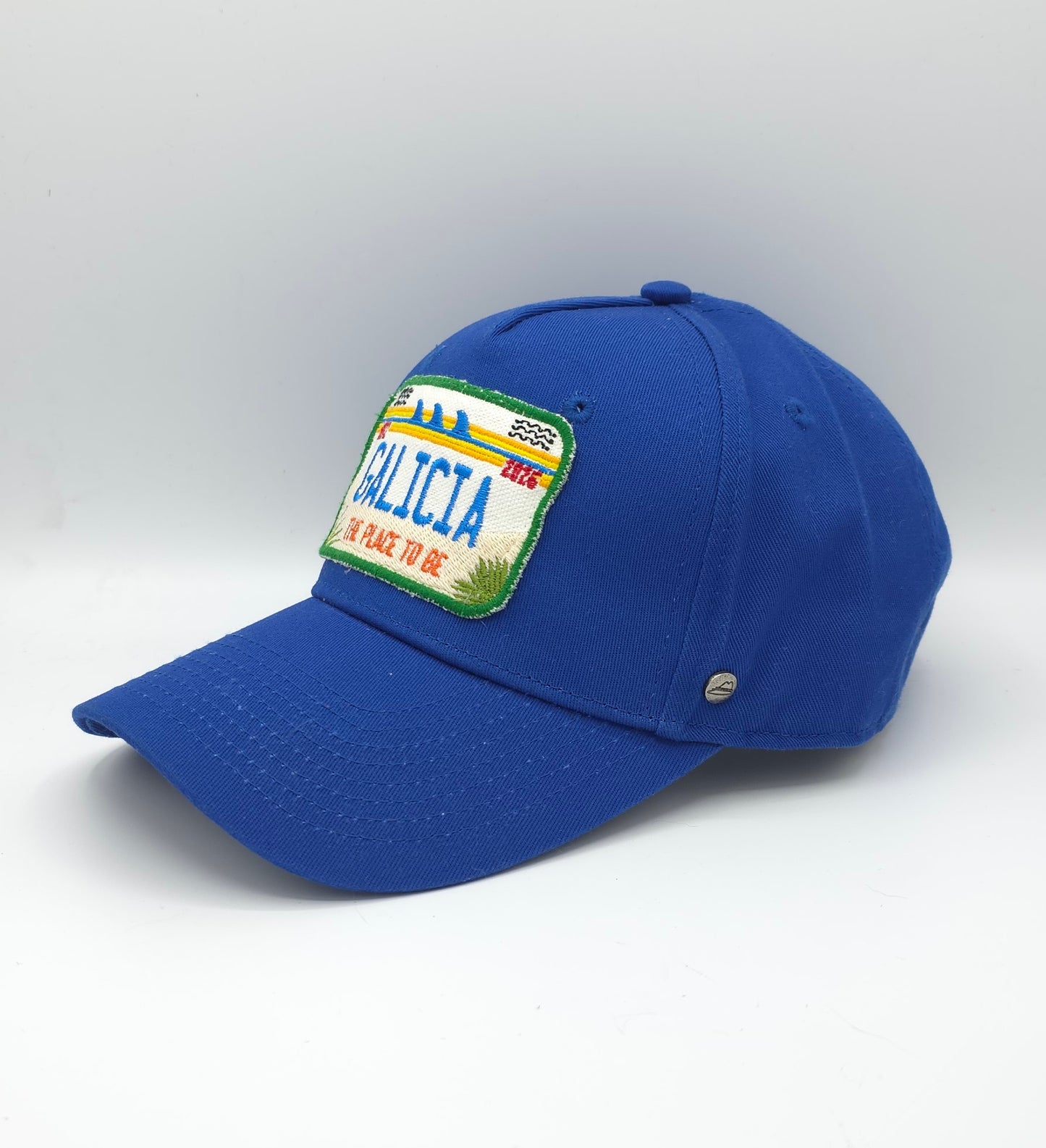 GORRA PARCHE AZUL ELÉCTRICO