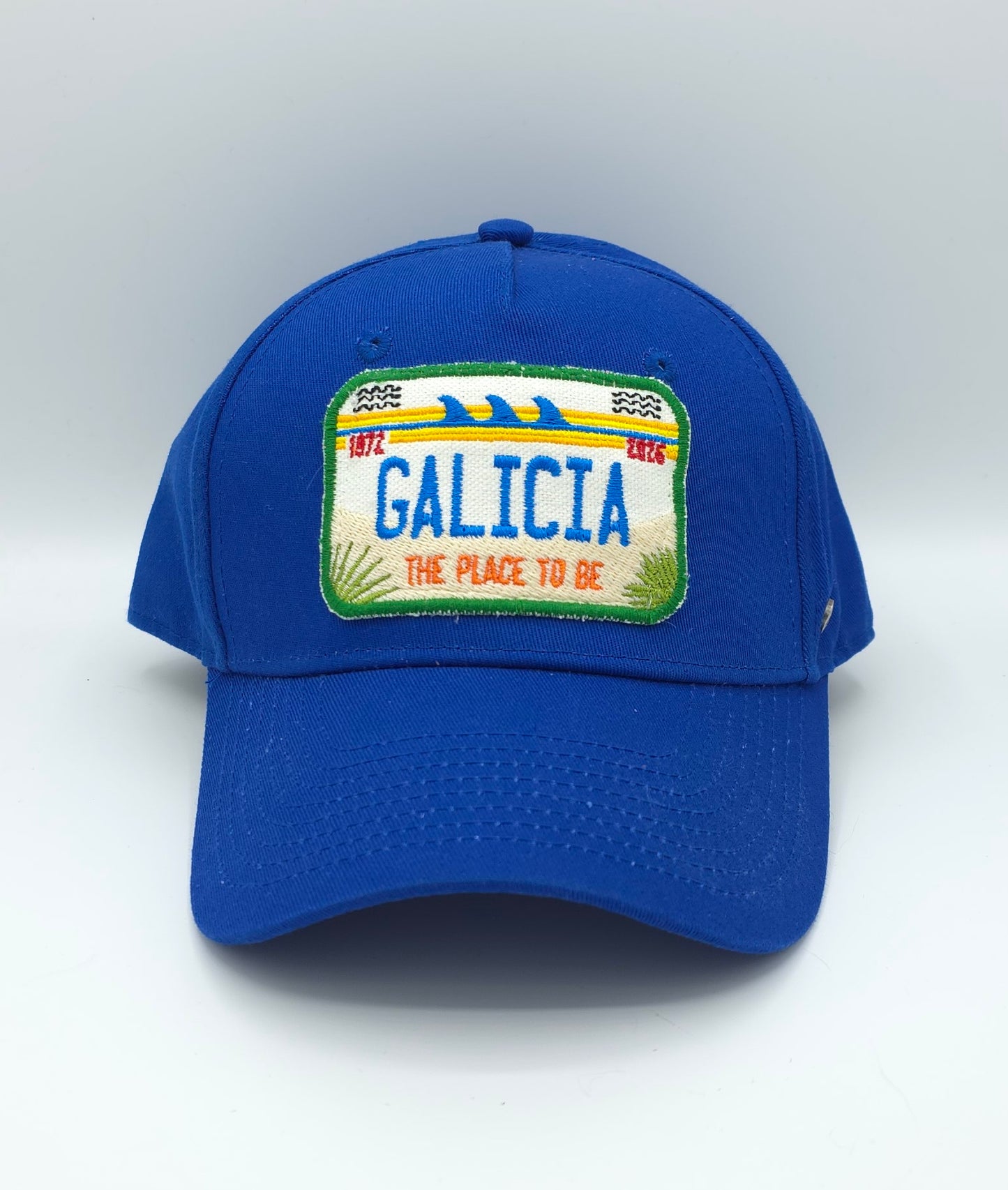 GORRA PARCHE AZUL ELÉCTRICO
