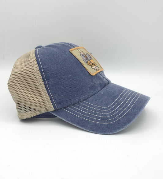 GORRA AZUL DENIM CON PARCHE PECEBE