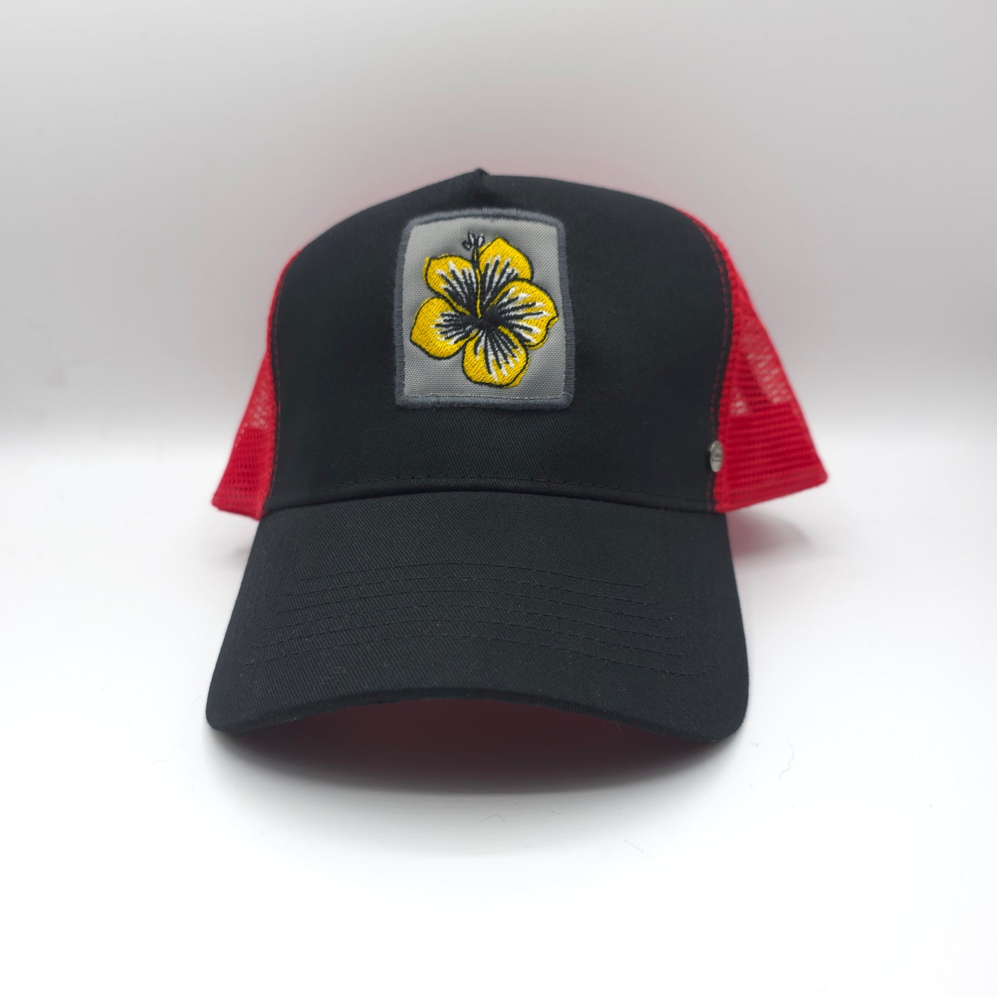 GORRA TRUCKER NEGRA Y ROJA HIBISCO