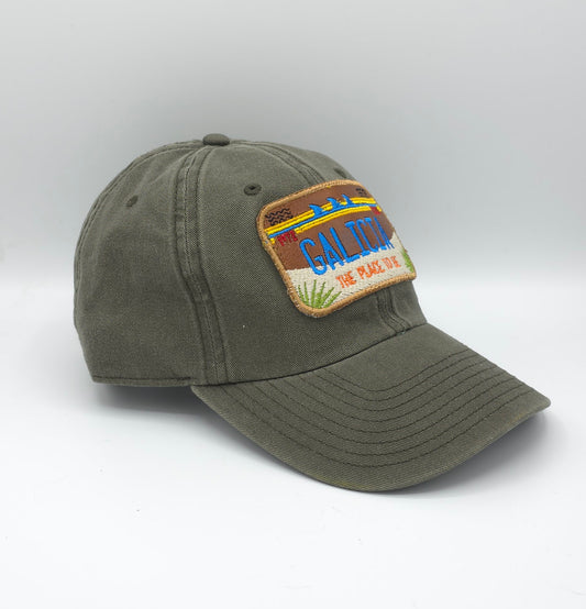 GORRA VERDE CAQUI CON PARCHE DE PIEL