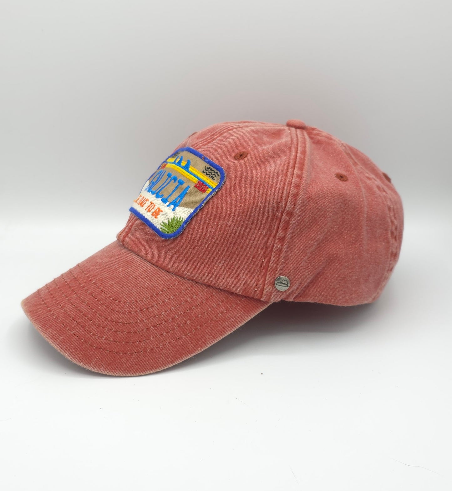 GORRA NARANJA CON PARCHE